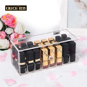 Scatola con coperchio acrilico rossetto
