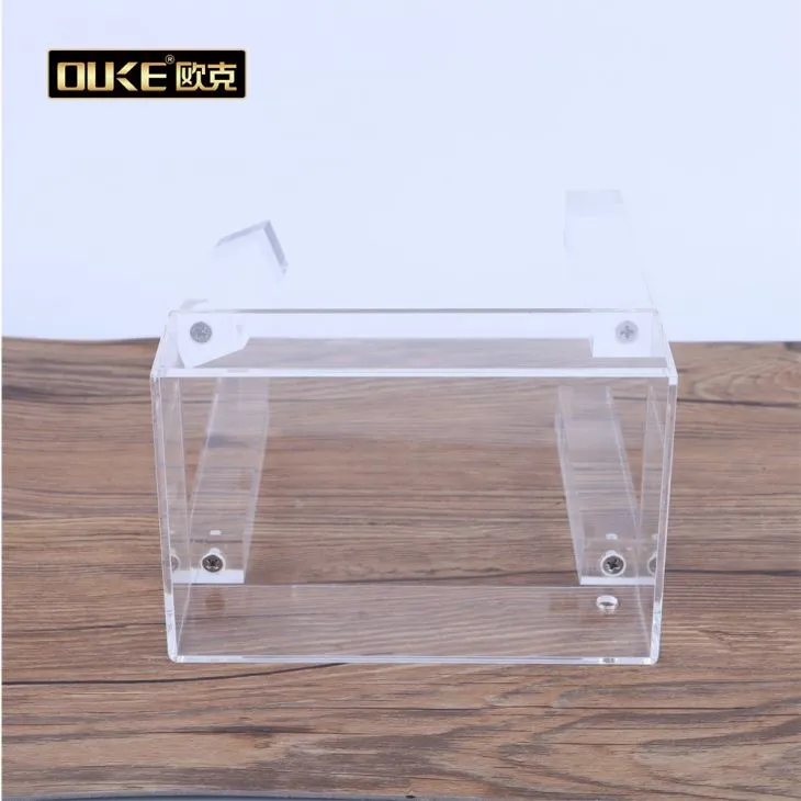 Clear Acrylic Chair Have 4 Legs With Screw